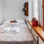 Maya's 21 - Dluga St, Old Town Gda Apartman Gdańsk