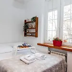Maya's 21 - Dluga St, Old Town Gda Apartman Gdańsk