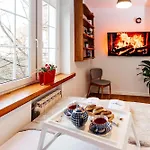 Maya's 21 - Dluga St, Old Town Gda