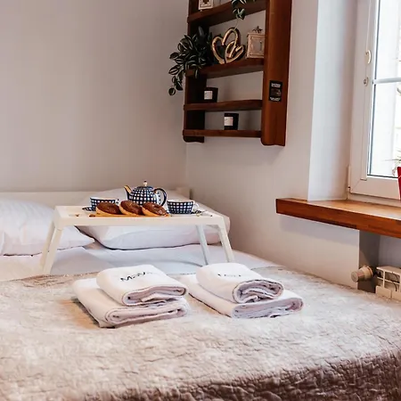 公寓 Maya's Flats & 21 - Dluga St, Old Town