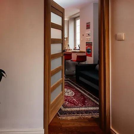 Maya's Flats & 21 - Dluga St, Old Town Gda