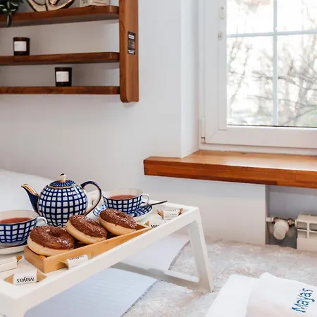 Maya's Flats & 21 - Dluga St, Old Town Gda * Gdansk