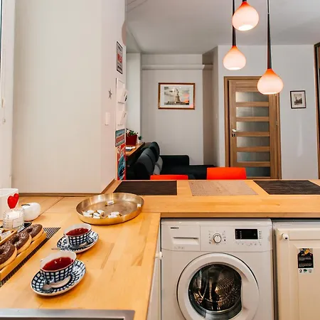 Maya's Flats & 21 - Dluga St, Old Town Gda Apartman Gdańsk