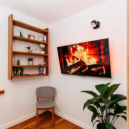 Maya's Flats 21 - Dluga St, Old Town Lejlighed