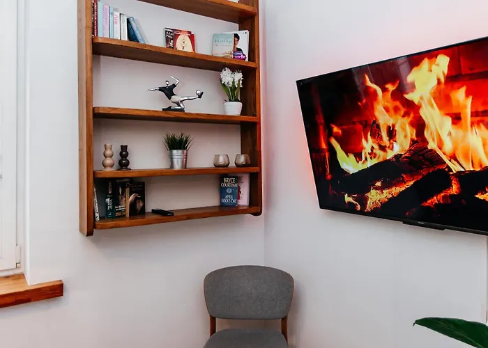 Maya's Flats & 21 - Dluga St, Old Town Gda * Gdańsk