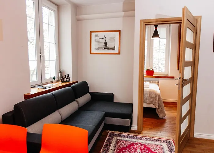 Maya's Flats & 21 - Dluga St, Old Town Gda